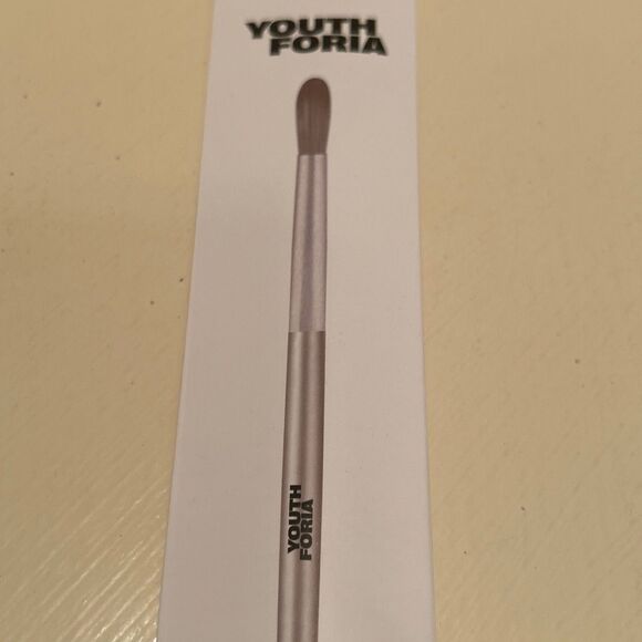 Youthforia 201 Blending Brush Multiuse Eyes Eyeshadow Contour Highlight Blush - Picture 2 of 5